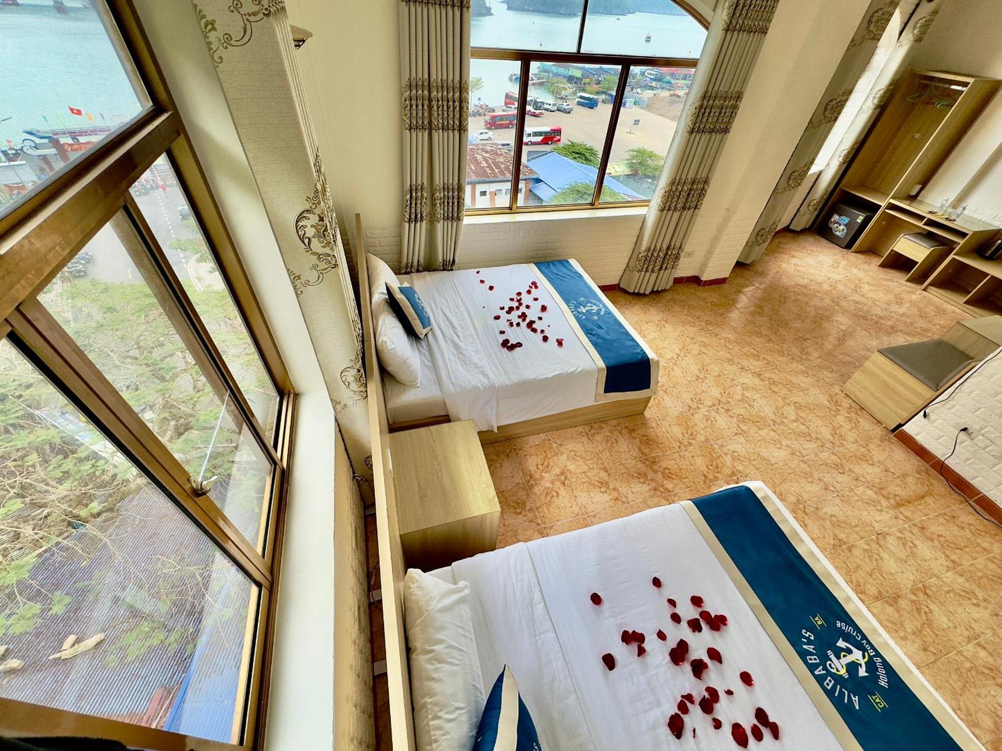 Cat Ba Plaza Hotel Dong Khe Sau 外观 照片