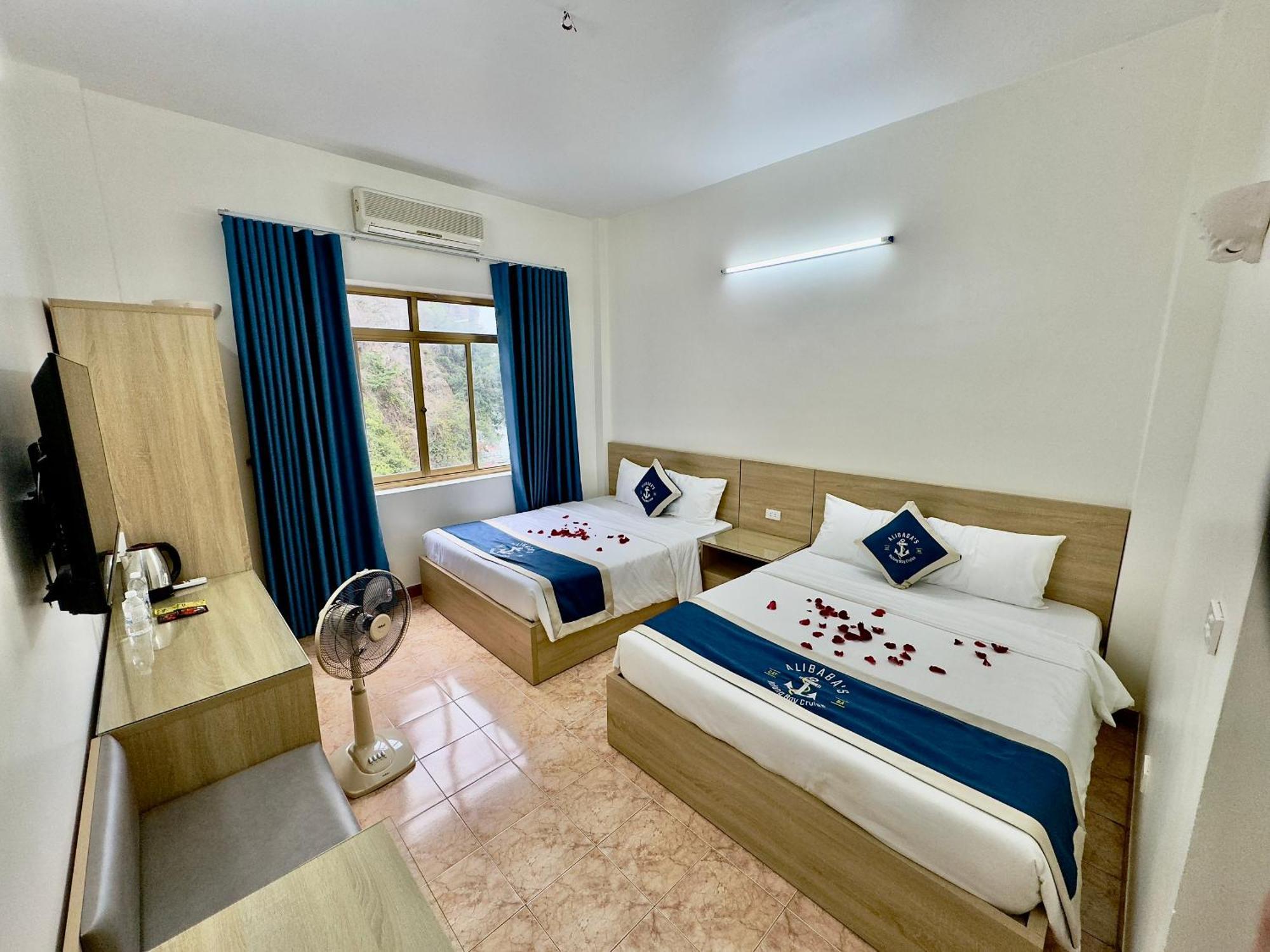 Cat Ba Plaza Hotel Dong Khe Sau 外观 照片