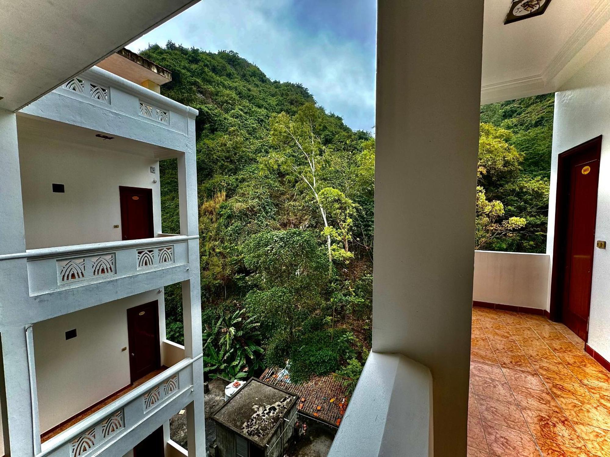Cat Ba Plaza Hotel Dong Khe Sau 外观 照片