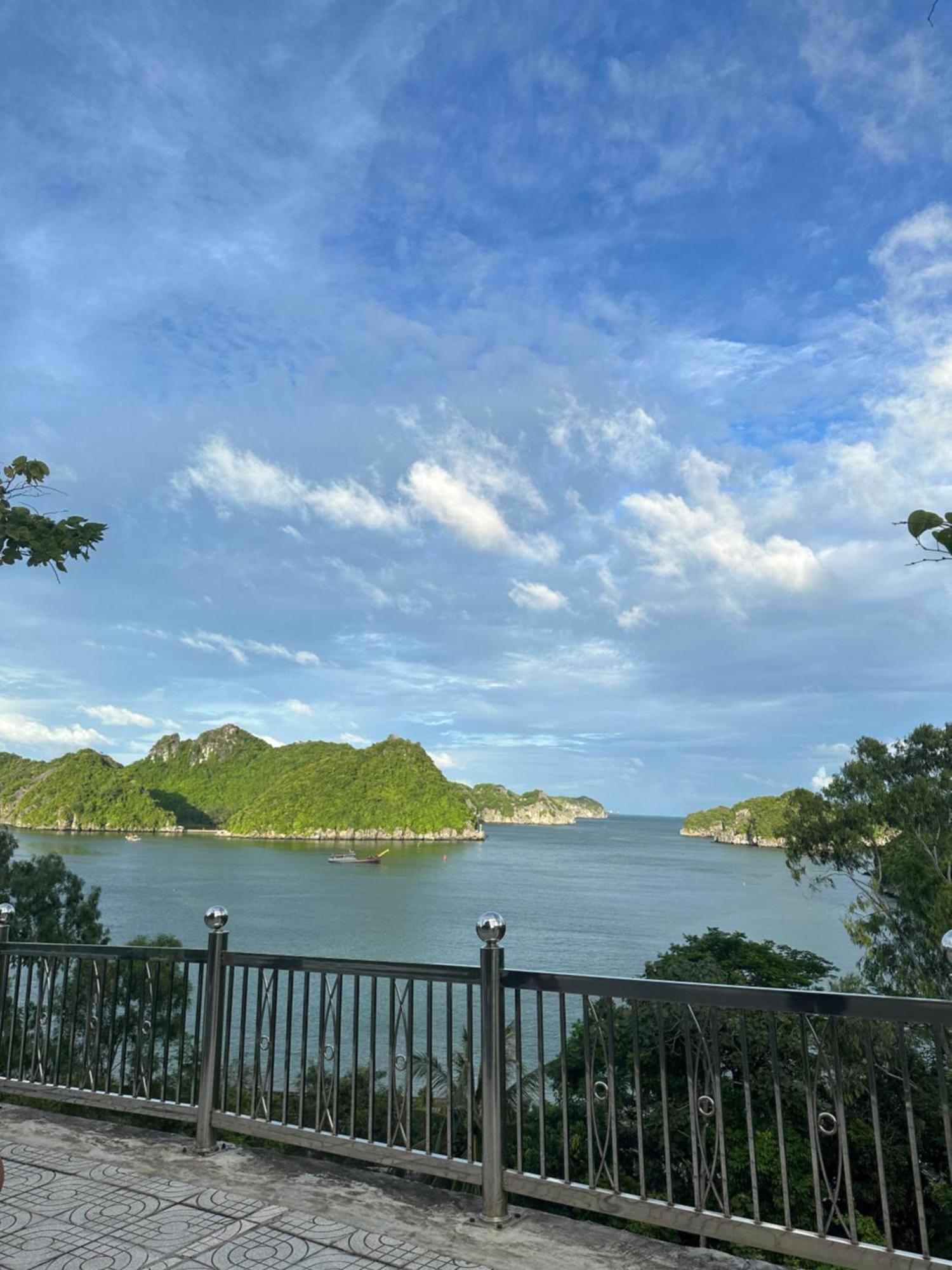 Cat Ba Plaza Hotel Dong Khe Sau 外观 照片