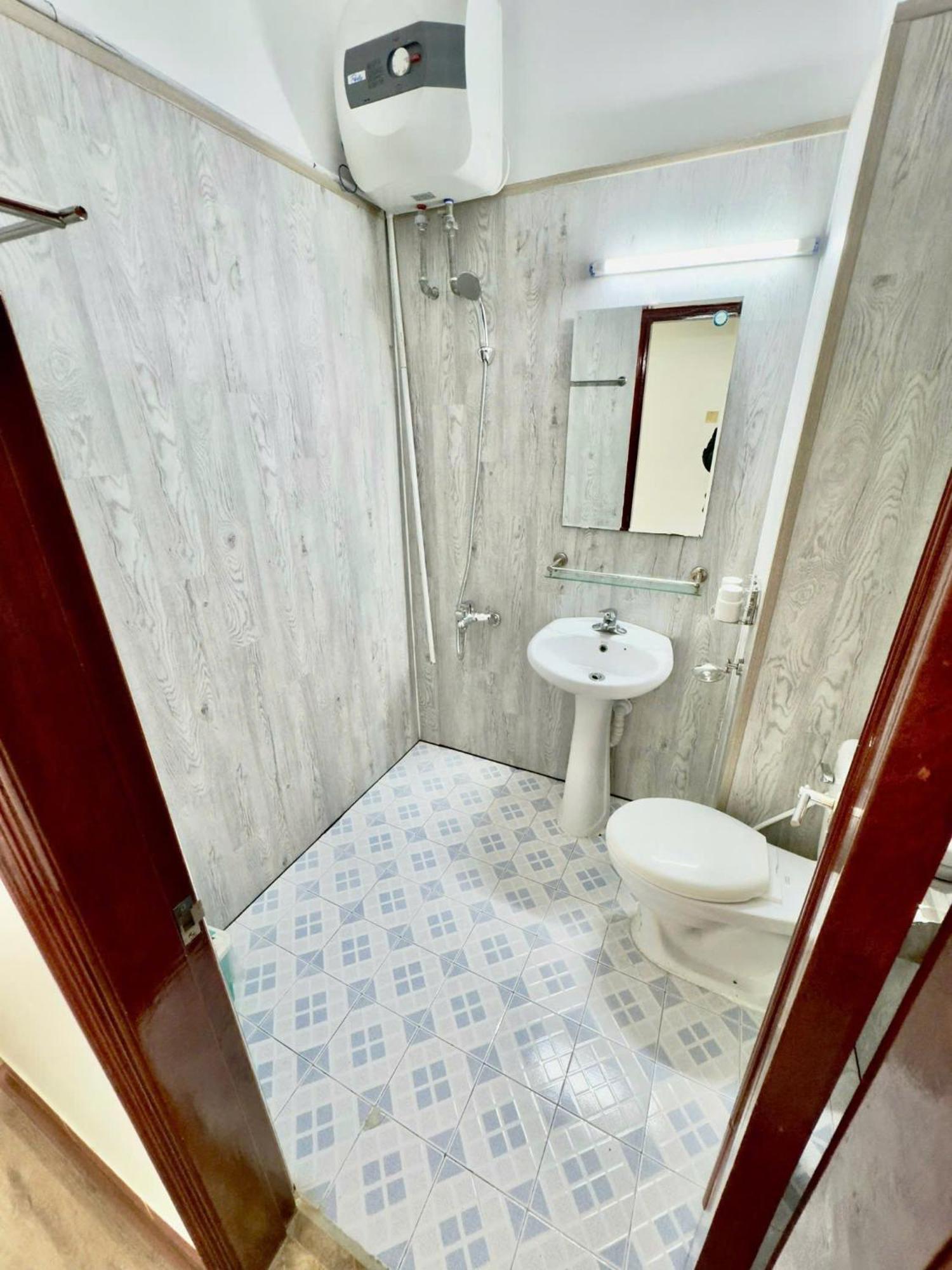 Cat Ba Plaza Hotel Dong Khe Sau 外观 照片
